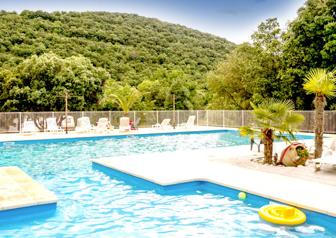 Jeux piscine pour réussir ses vacances - Provence Outillage